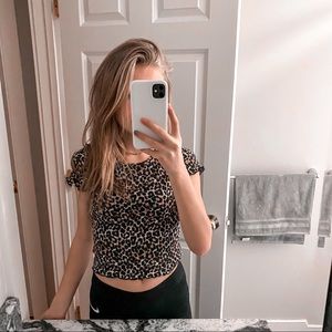 American Eagle Cropped Cheetah Print Shirt